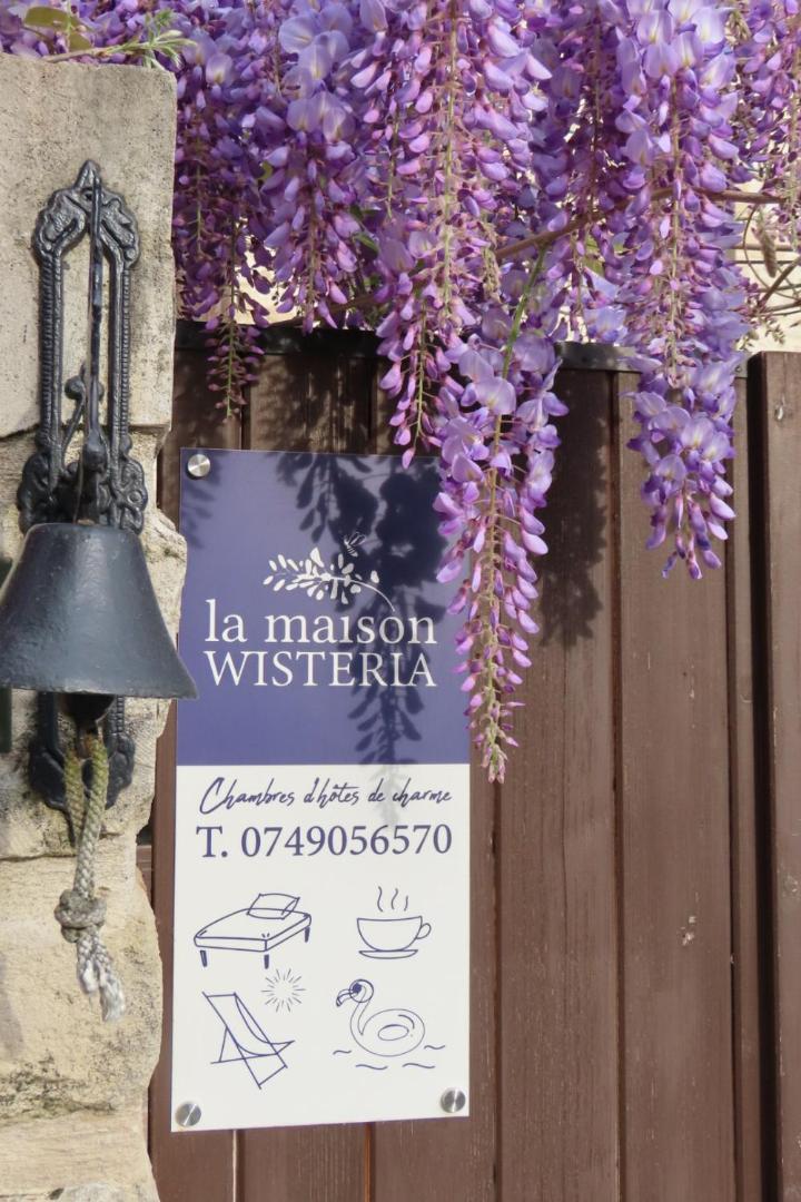 La Maison Wisteria Saint-Pantaléon-les-Vignes Exteriör bild